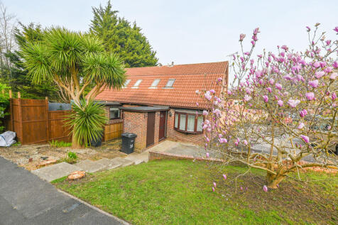 Lombardy Rise, Waterlooville