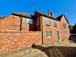 8, Steep Hill, Lincoln LN2 1LT