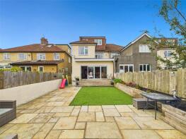 9, Shaftesbury Road, Weston-super-mare BS23 2YB
