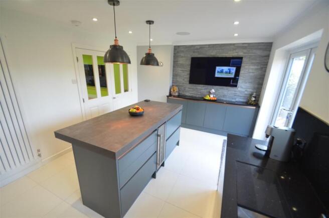 Re-fitted Breakfast Kitchen