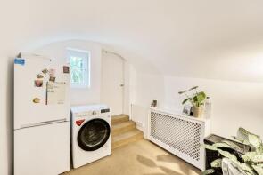 78a, Claverton Street, London SW1V 3AX