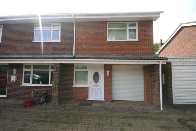1 Bed Flat