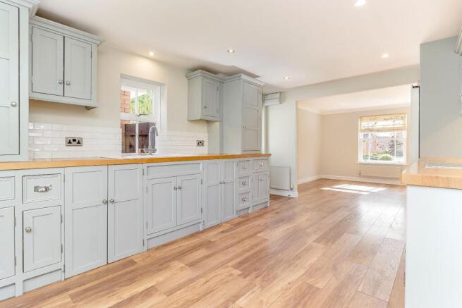 Kitchen - B.jpg
