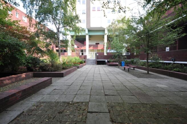 Courtyard Gardens