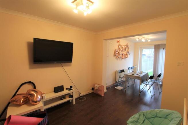 Living Room.JPG
