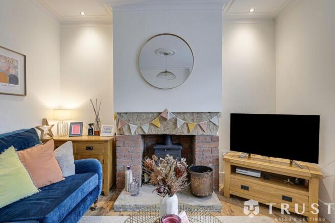 3 bed Semi-Detached for sale Image 12