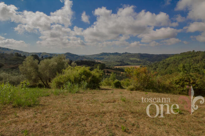 Casale Rose di Maggi