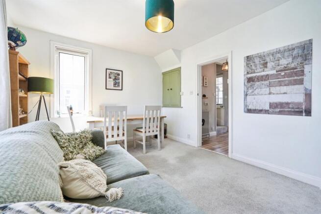 2 bed Semi-Detached for sale Image 5