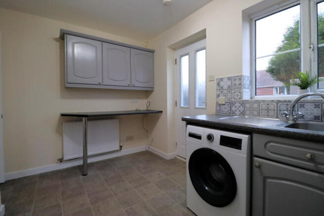 2 bed Semi-Detached for sale Image 7