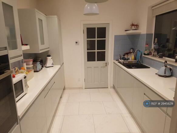 Kitchen 1