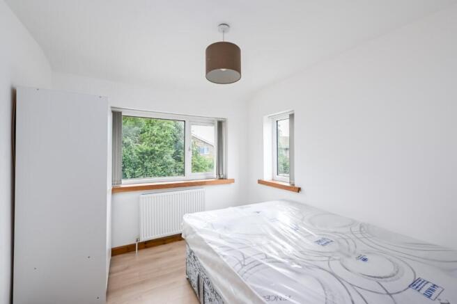 3 bed Semi-Detached to rent Image 9