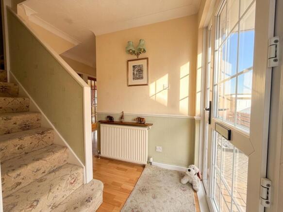 3 bed Semi-Detached Bungalow for sale Image 12