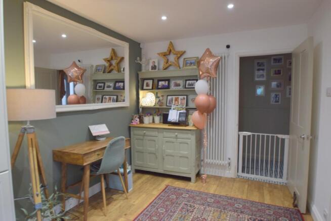 Snug office
