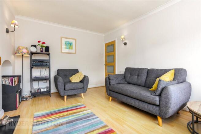4 bed Detached for sale Image 4