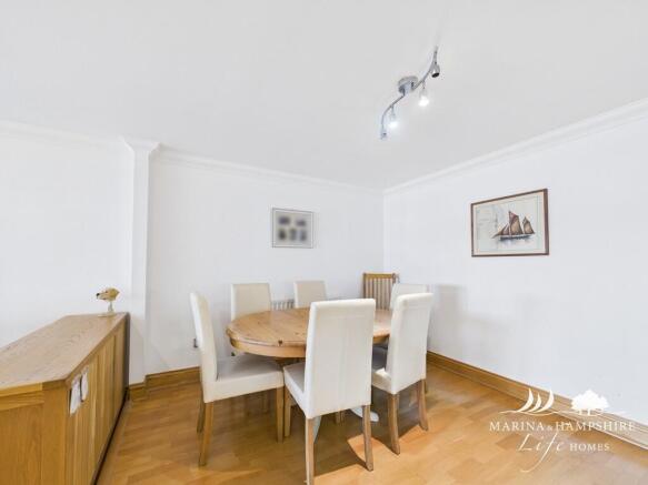 CAM03915G0-PR0022...