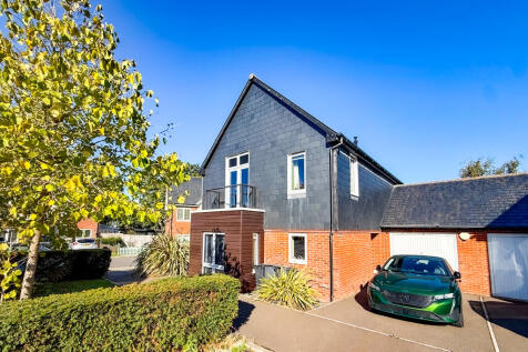 Buttercup Drive, Polegate, East Sussex