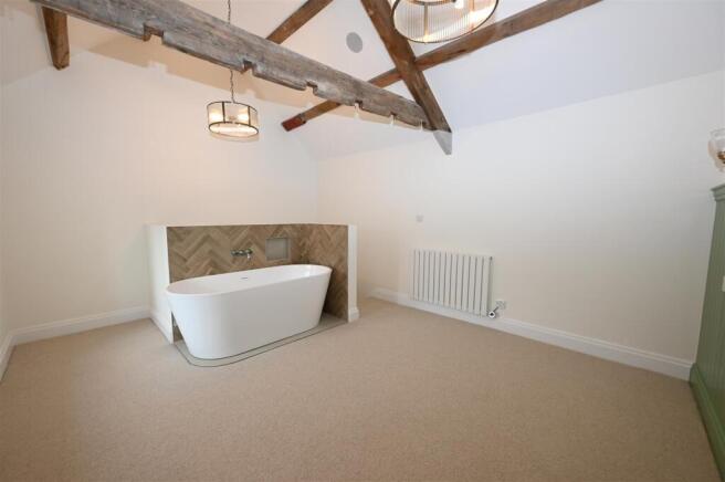 2 bed Cottage for sale Image 8