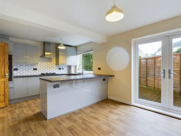 CAM01721G0-PR0055-STILL005