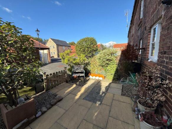 2 bed Terraced for sale Image 9