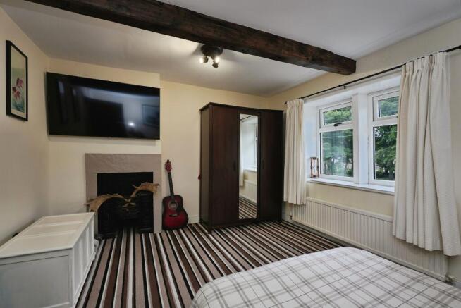 2 bed Terraced for sale Image 7