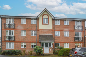 12, 2 4 Abraham Court, St Marys Lane, Upminster RM14 2QD