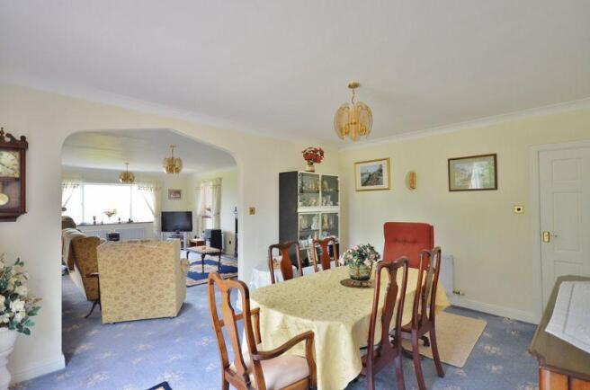 Dining room/lo...