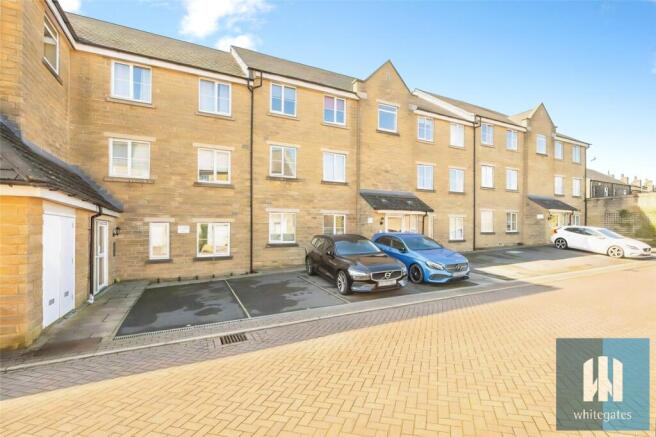 2 bed Apartment to rent Image 12