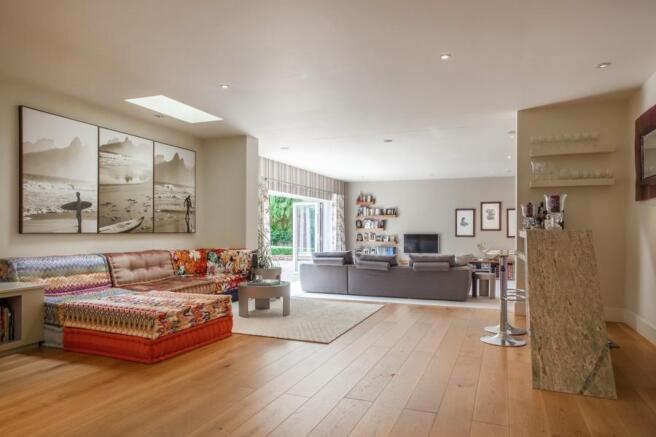 Family room 