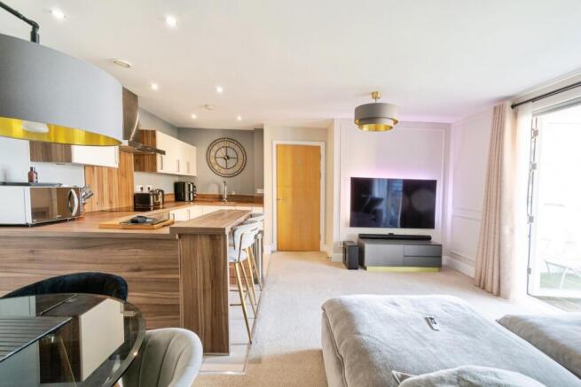 Kitchen/Lounge