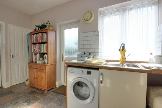 2 bed Detached Bungalow for sale Image 7