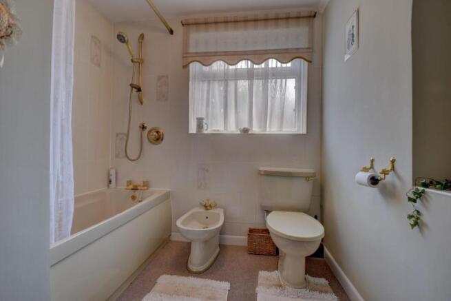 DSC_2484_5_6_7_8_9_Interior 2.jpg