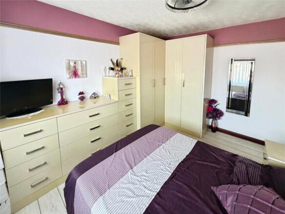 3 bed Detached for sale Image 7