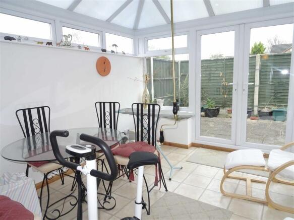 Conservatory (rear)