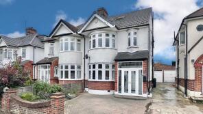 69, Forest Side, London E4 6BA