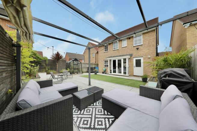3 bed Detached for sale Image 4