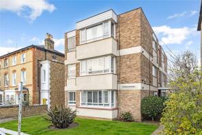 Flat 6, 50-52, Mount Ararat Road, Richmond TW10 6PJ