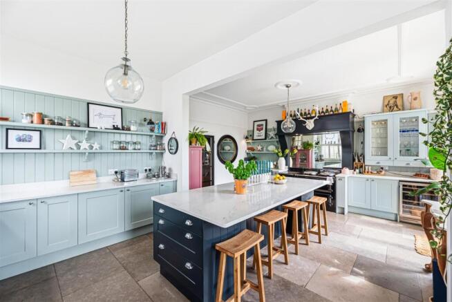 Kitchen/Dining Room