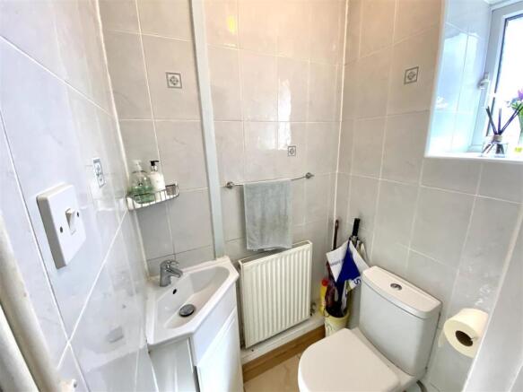 CLOAKROOM/WC