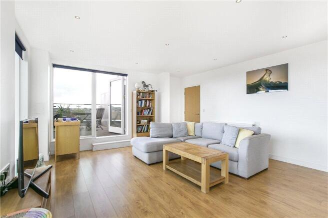 Lounge / Kitchen