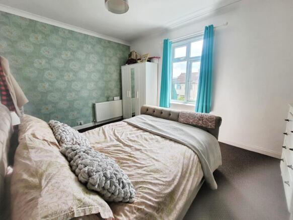 3 bed Terraced for sale Image 10