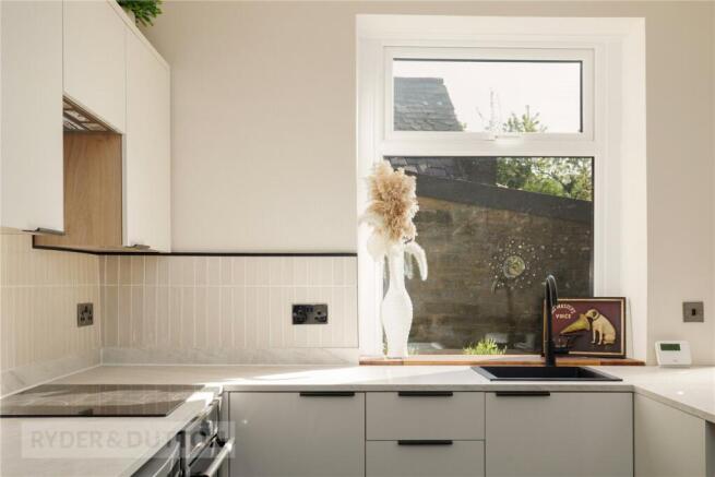 Lounge/Kitchen