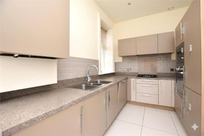 2 bed Apartment for sale Image 8