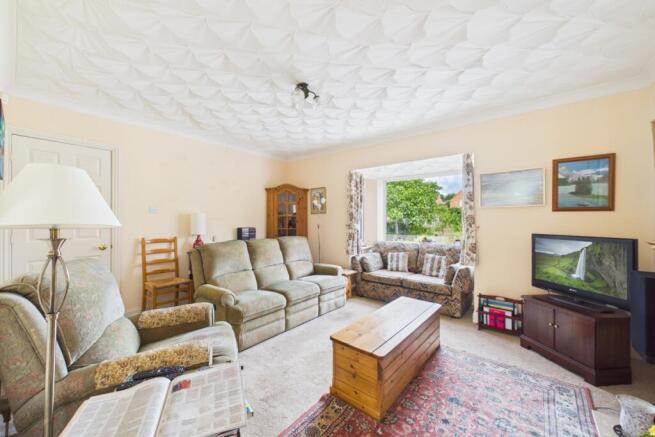 3 bed Detached Bungalow for sale Image 11