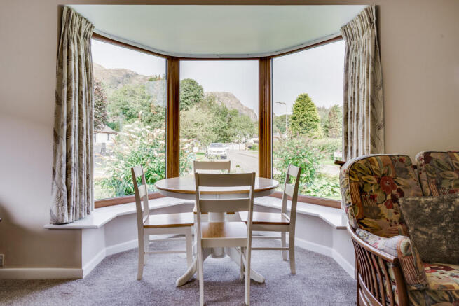 Bay window in Liv...