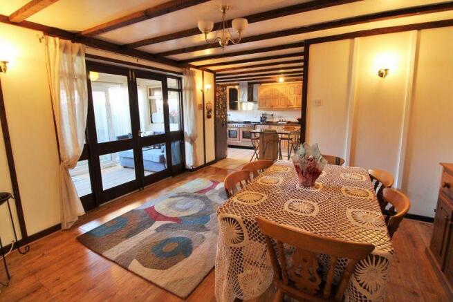 Breakfast Room