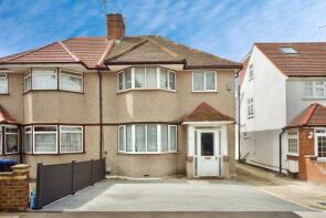 61, Vivian Avenue, Wembley HA9 6RQ