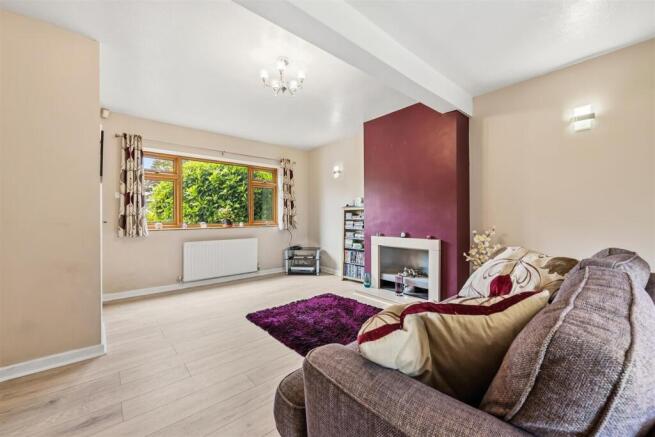 Sitting Room towards front window.jpg