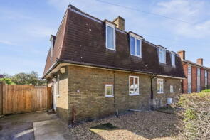 69, Broadmead, Bellingham, London SE6 3SD