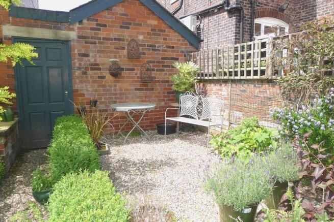 GARDEN