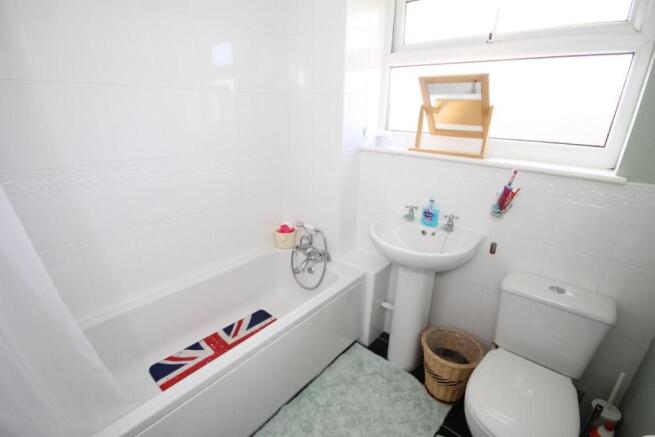 BATHROOM/W.C.